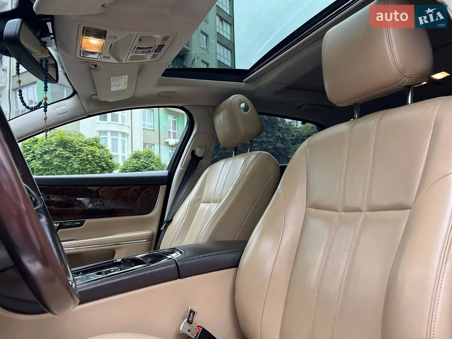2014 Jaguar XJ - мініатюра 40