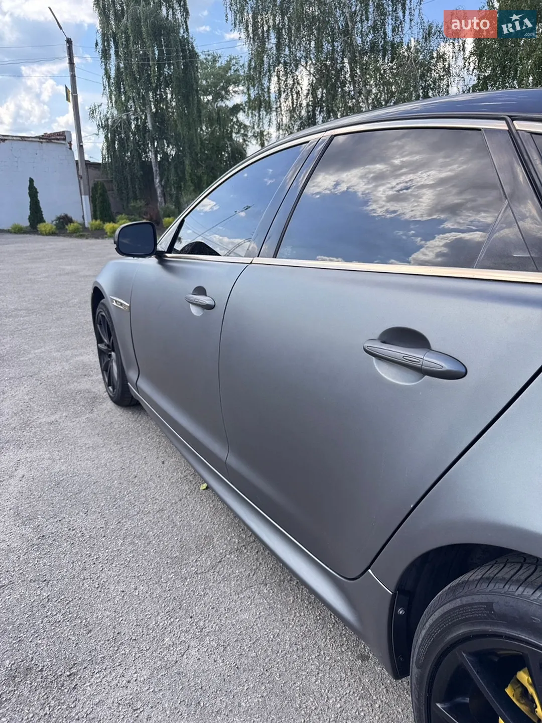 2017 Jaguar XJ - мініатюра 15