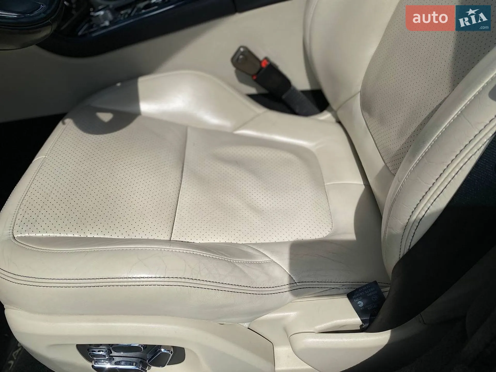 2015 Jaguar XJ - мініатюра 23