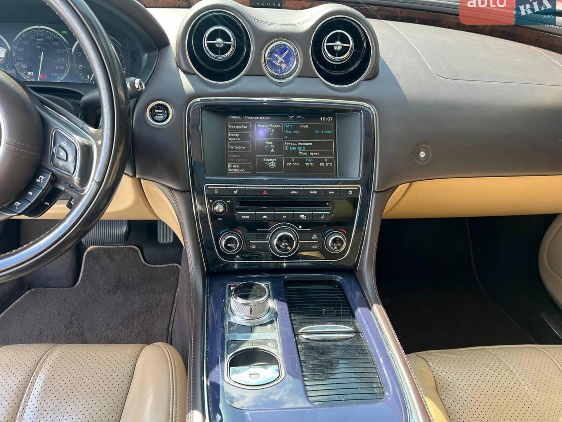 2012 Jaguar XJ - мініатюра 29