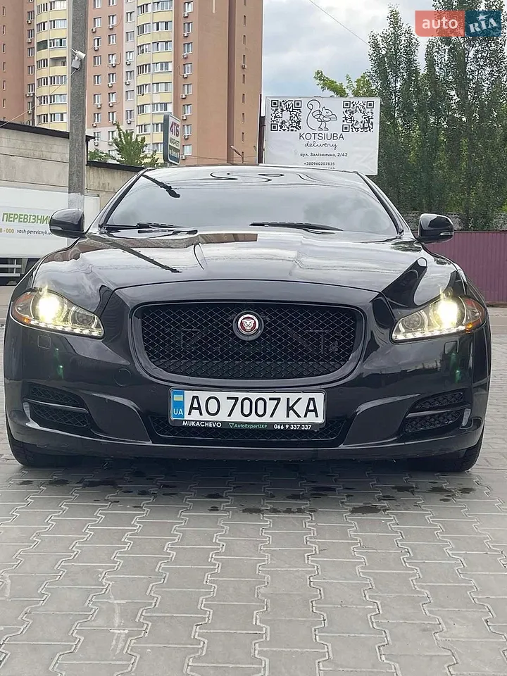 2015 Jaguar XJ - мініатюра 12