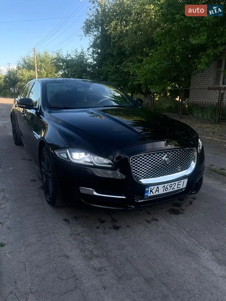 2011 Jaguar XJ - мініатюра 58