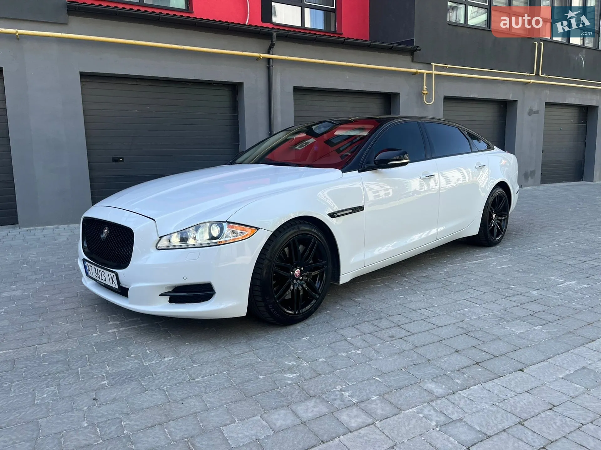2014 Jaguar XJ - мініатюра 35