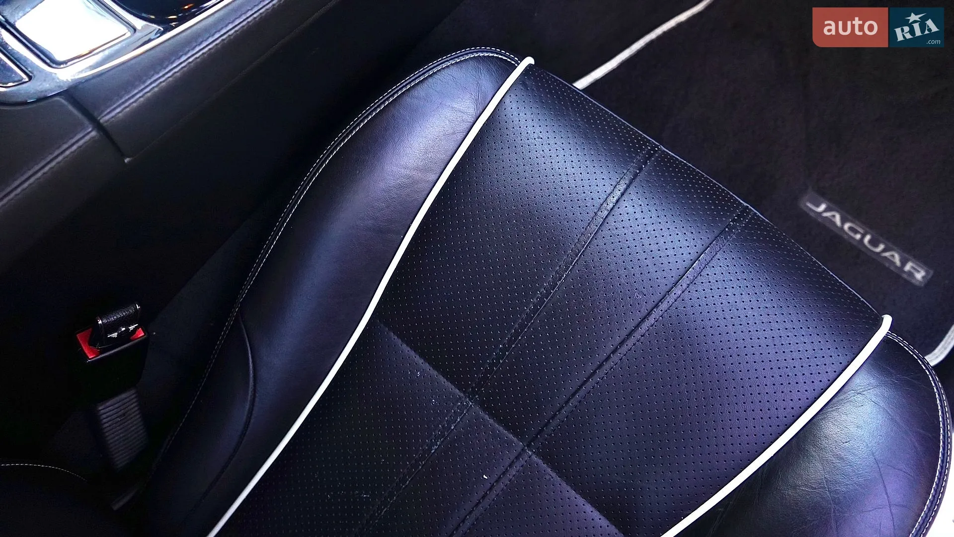 2015 Jaguar XJ - мініатюра 53