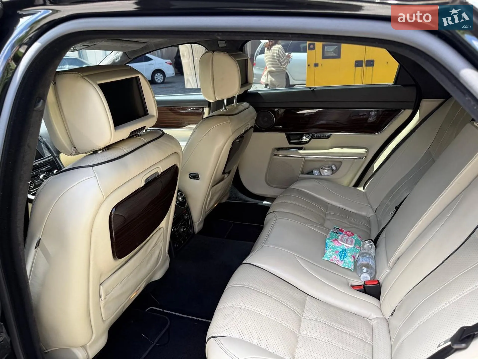 2013 Jaguar XJ - мініатюра 9