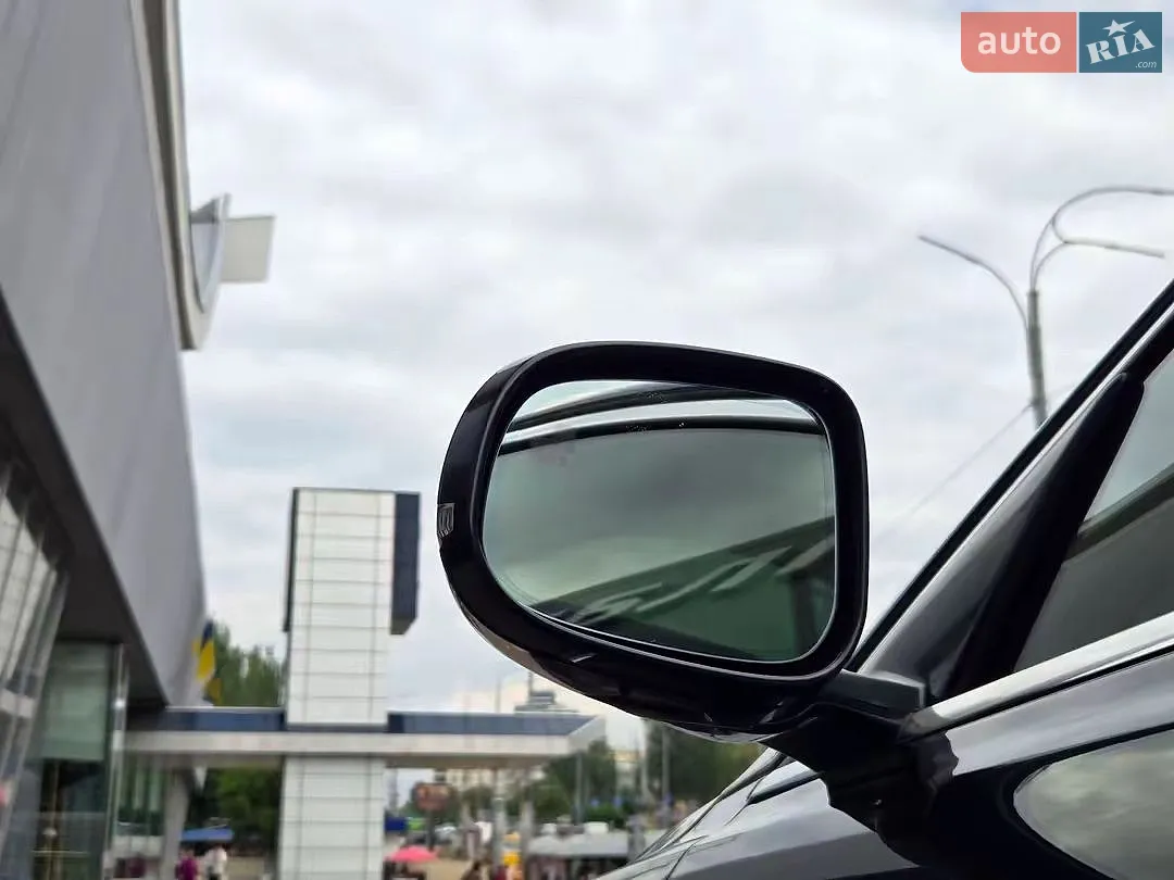 2016 Jaguar XJ - мініатюра 10