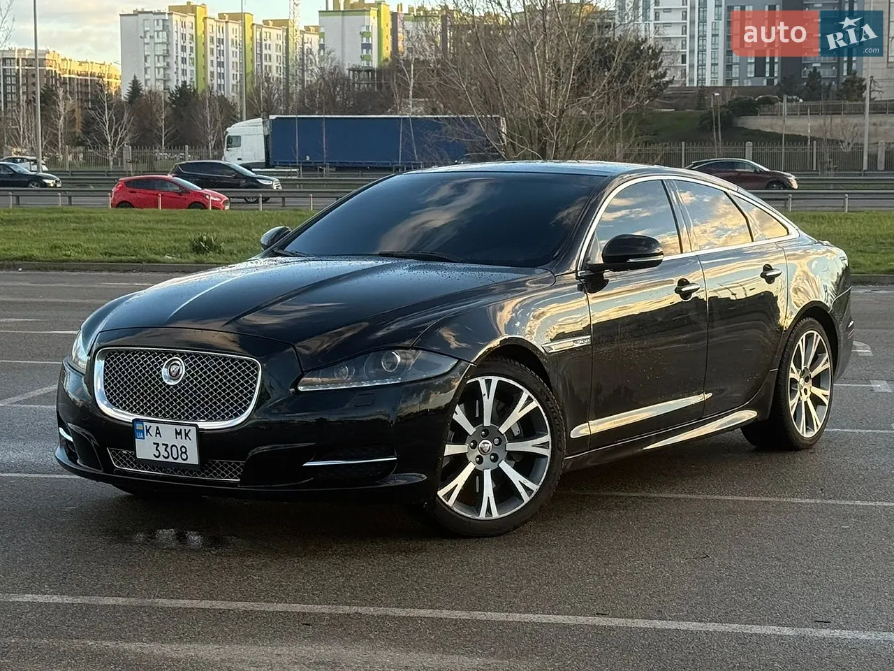 2015 Infiniti Q50 - мініатюра 32