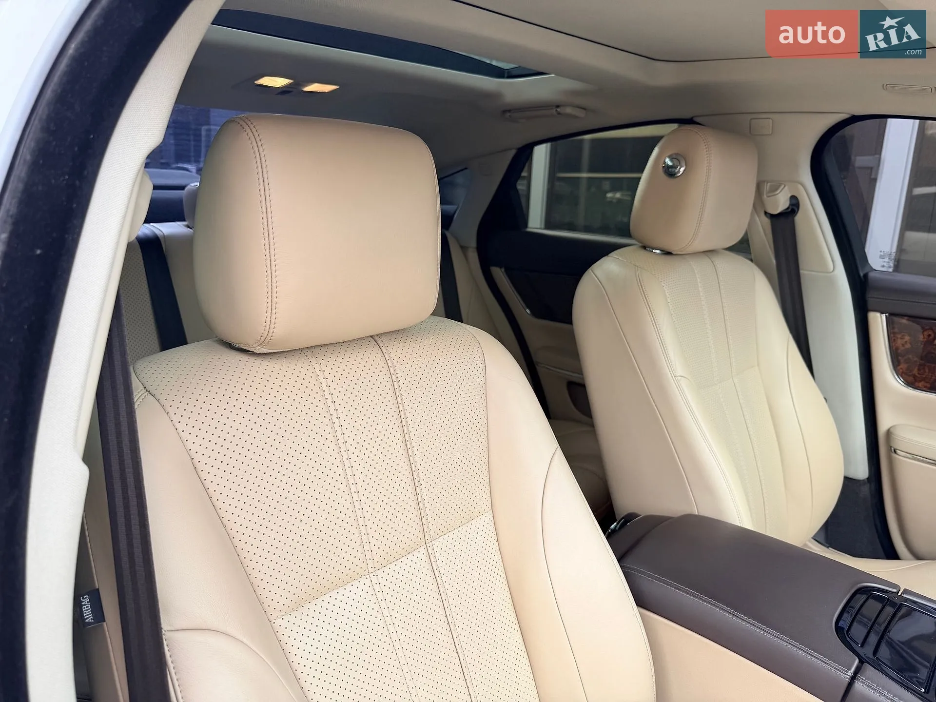 2013 Jaguar XJ - мініатюра 16