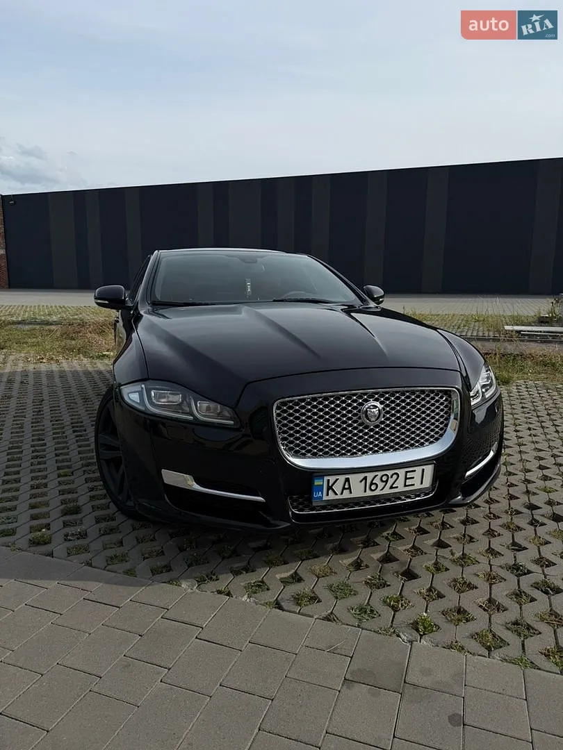 2012 Jaguar XJ - мініатюра 2