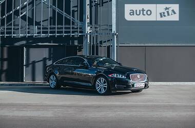 Седан Jaguar XJL 2013 в Киеве