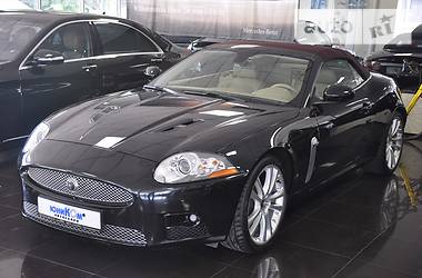 Кабриолет Jaguar XK 2008 в Киеве