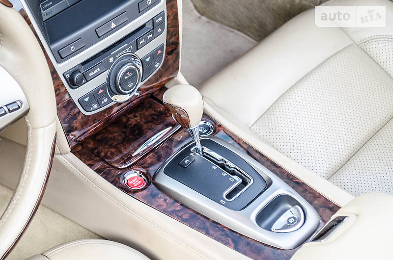Кабріолет Jaguar XK 2008 в Києві