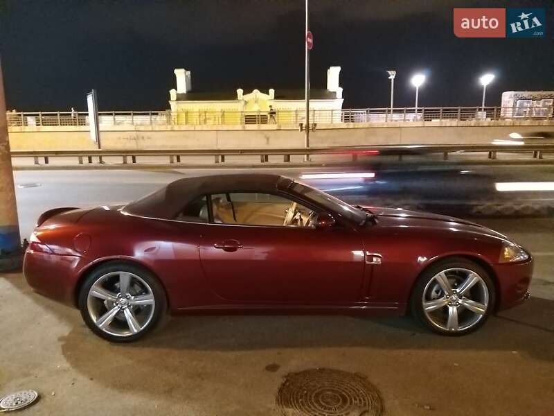 Кабриолет Jaguar XK 2008 в Киеве