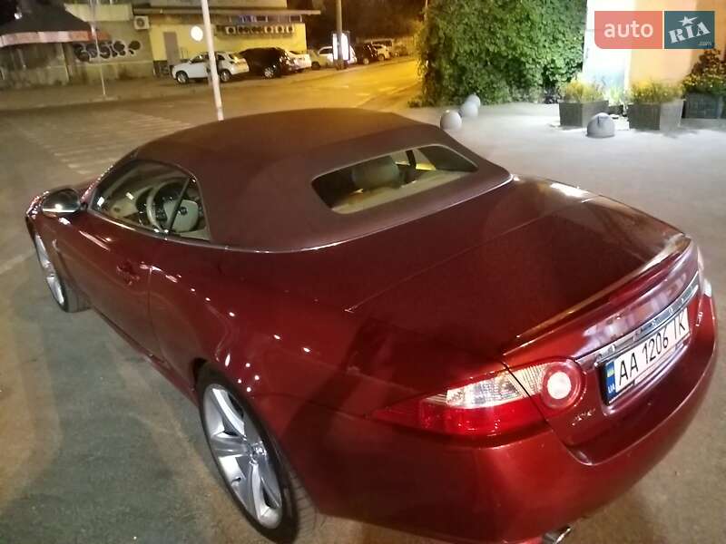 Кабриолет Jaguar XK 2008 в Киеве