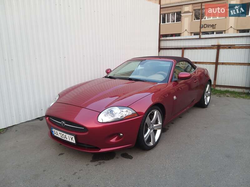 Кабриолет Jaguar XK 2008 в Киеве