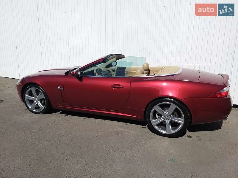 Кабриолет Jaguar XK 2008 в Киеве