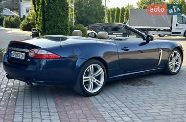 Кабриолет Jaguar XK 2007 в 
