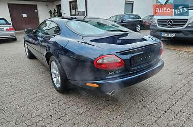 Купе Jaguar XK 1998 в 