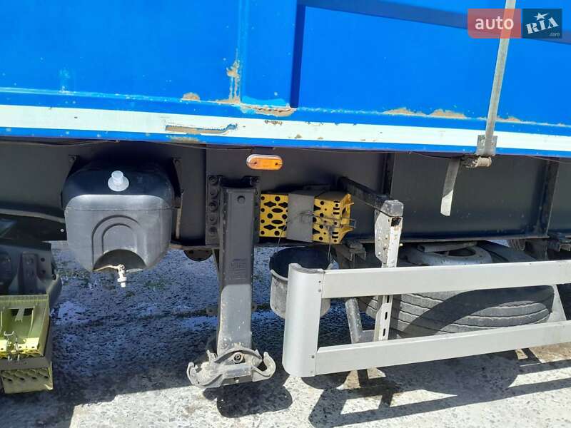 Бортовой полуприцеп Jamil Jamil 2008 в Николаеве