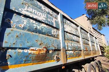 Бортовой полуприцеп Janmil NW 2008 в Каменском