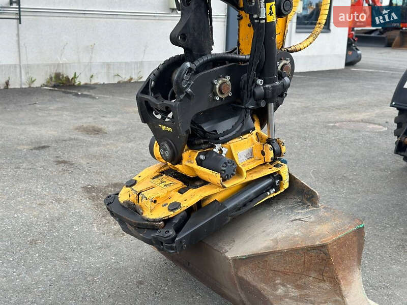 Колесный экскаватор JCB 110 2018 в Ровно