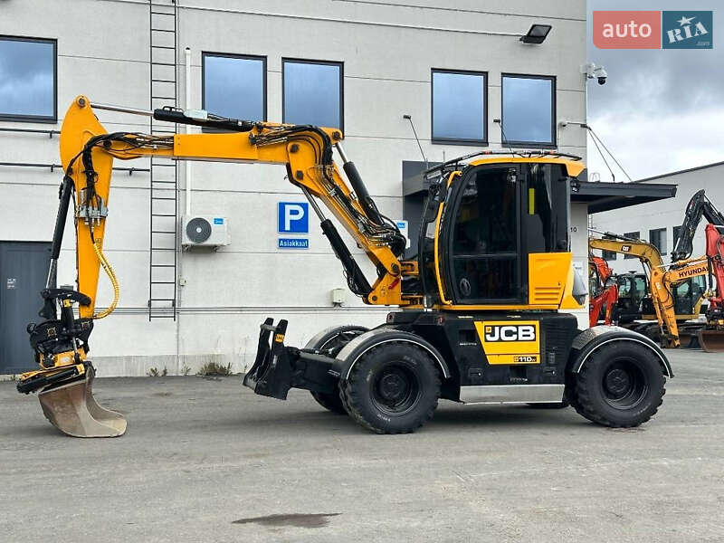 Колесный экскаватор JCB 110 2018 в Ровно