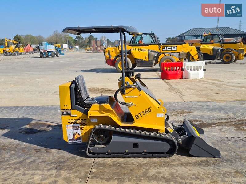 Миниэкскаватор JCB 110 2025 в Черновцах