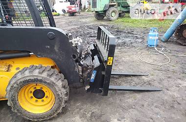 Фронтальный погрузчик JCB 170 2008 в Львове