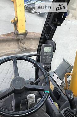 Экскаватор погрузчик JCB 175 2006 в Калуше
