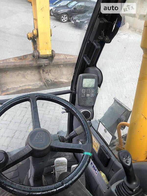 Екскаватор навантажувач JCB 175 2006 в Калуші