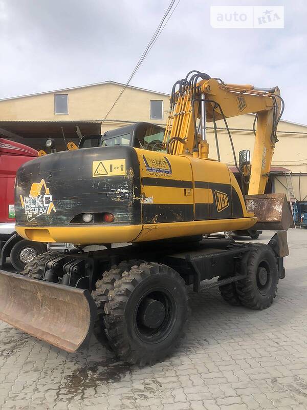 Екскаватор навантажувач JCB 175 2006 в Калуші