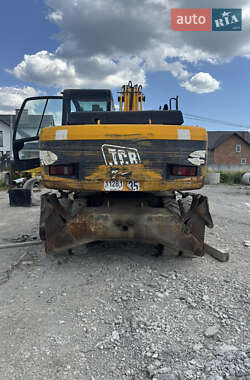 Экскаватор погрузчик JCB 175 2002 в 