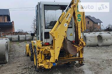 Экскаватор погрузчик JCB 1CX 1996 в Черновцах