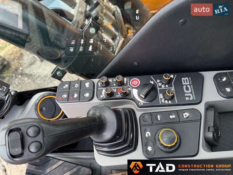 Гусеничный экскаватор JCB 220 2018 в Киеве