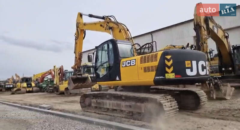 Гусеничный экскаватор JCB 220 2010 в 