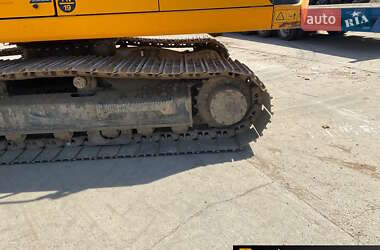 Гусеничный экскаватор JCB 220 2020 в 