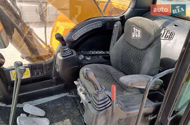 Гусеничный экскаватор JCB 220 2006 в 