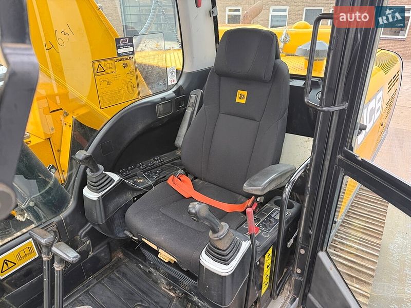 Гусеничный экскаватор JCB 220 2017 в Харькове
