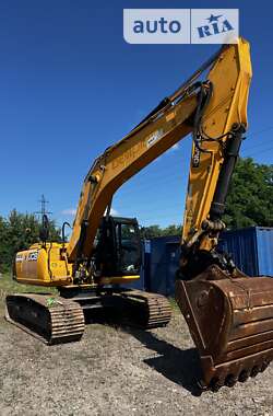 Экскаватор погрузчик JCB 220LC Xtra 2013 в 