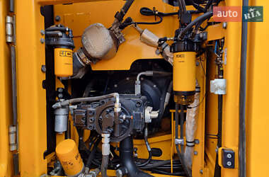 Гусеничный экскаватор JCB 220LC Xtra 2019 в 