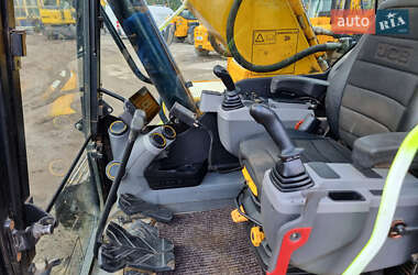 Гусеничный экскаватор JCB 220LC Xtra 2019 в 