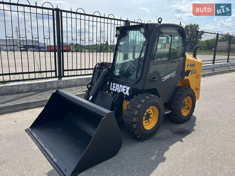 Минипогрузчик JCB 225 2015 в Киеве