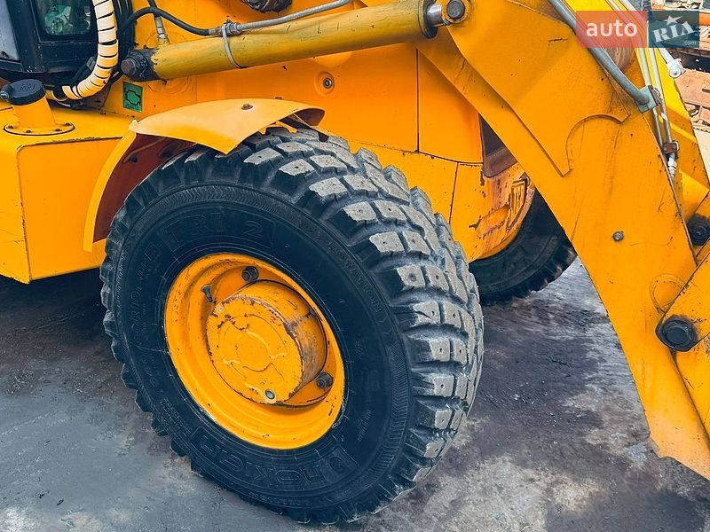 Экскаватор погрузчик JCB 2CX 2004 в Луцке