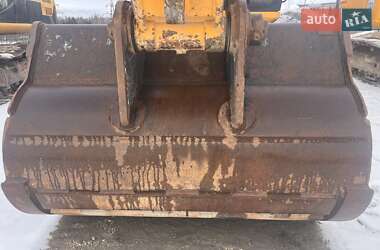 Экскаватор погрузчик JCB 330 2013 в 
