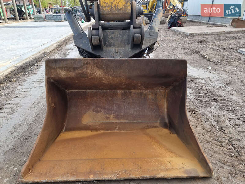 Гусеничный экскаватор JCB 330 2010 в Одессе
