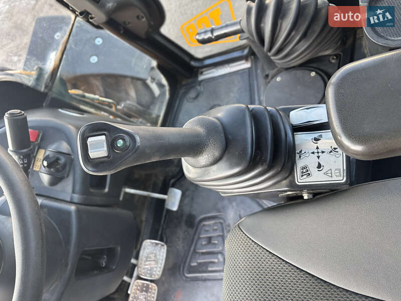 Экскаватор погрузчик JCB 3CX Super 2011 в Львове