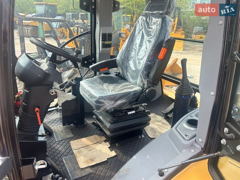 Экскаватор погрузчик JCB 3CX Super 2026 в Ровно фото 15 Экскаватор погрузчик JCB 3CX Super 2026 в Ровно