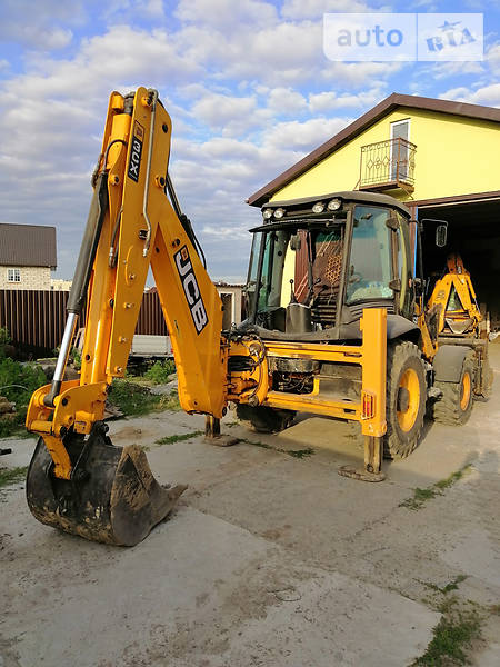 Экскаватор погрузчик JCB 3CX 2012 в Киеве