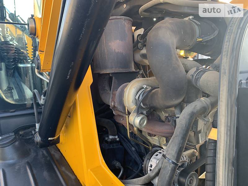 Экскаватор погрузчик JCB 3CX 2015 в Киеве
