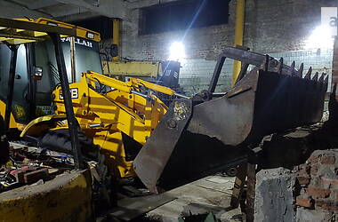 Трактор JCB 3CX 2004 в 